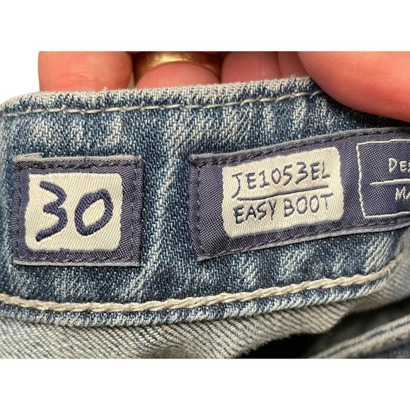 Miss Me EasyBootcut Jeans Size 30 x 33 Mid Rise Y2K Denim Bling Medium Wash - Picture 8 of 9